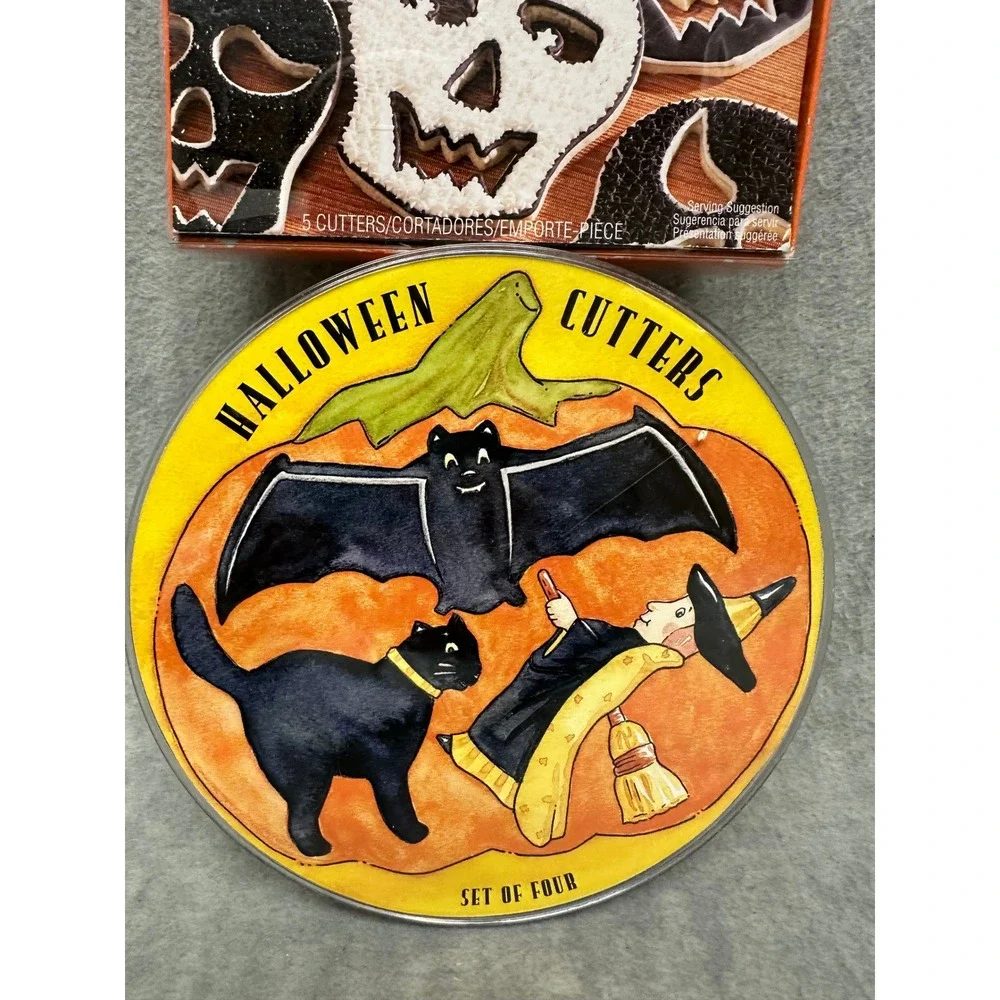 Halloween Cookie Cutter Bundle Wilton‎ Williams Sonoma Skulls Bat Cat Witch 9pc